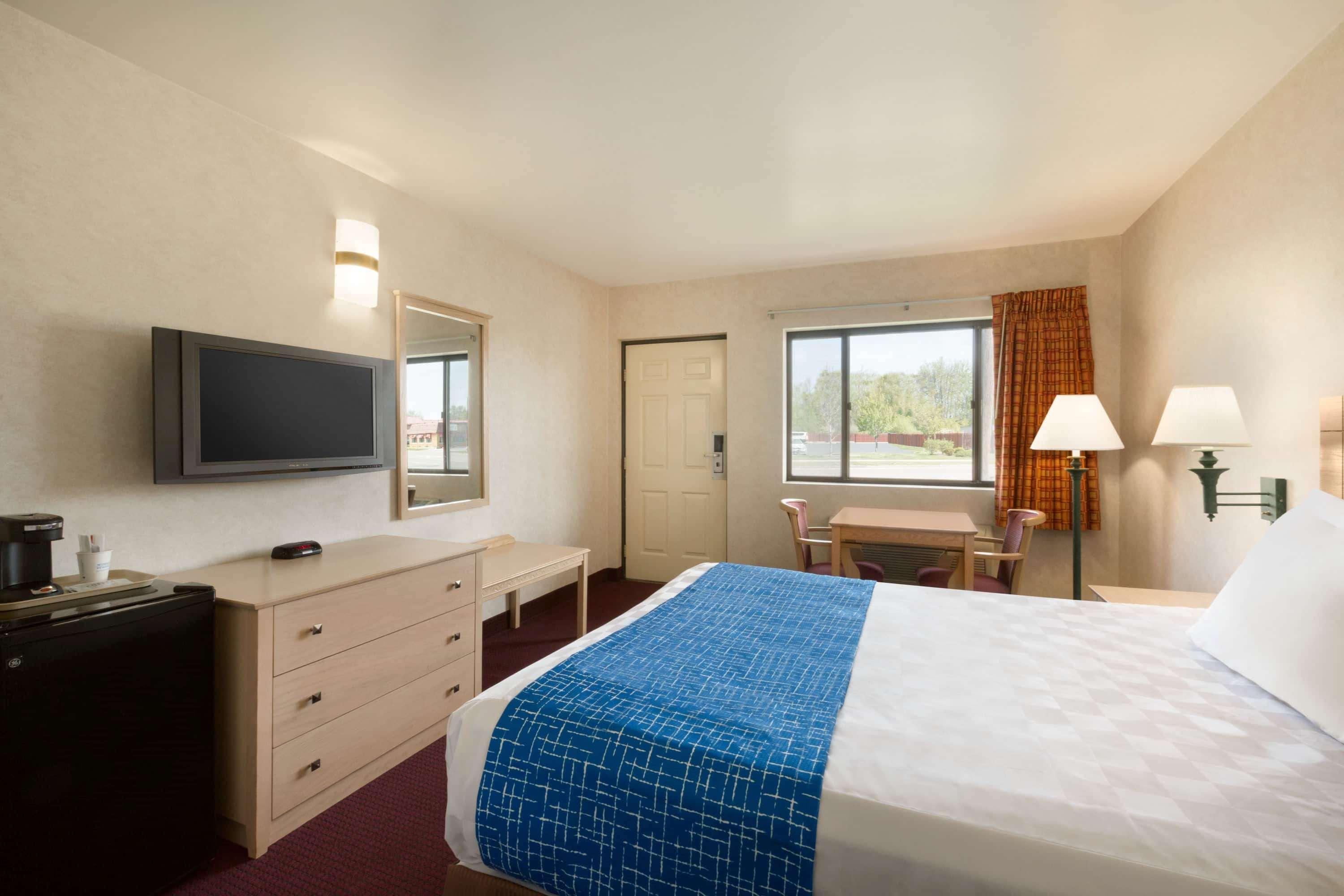Travelodge By Wyndham Niagara Falls - New York Ngoại thất bức ảnh