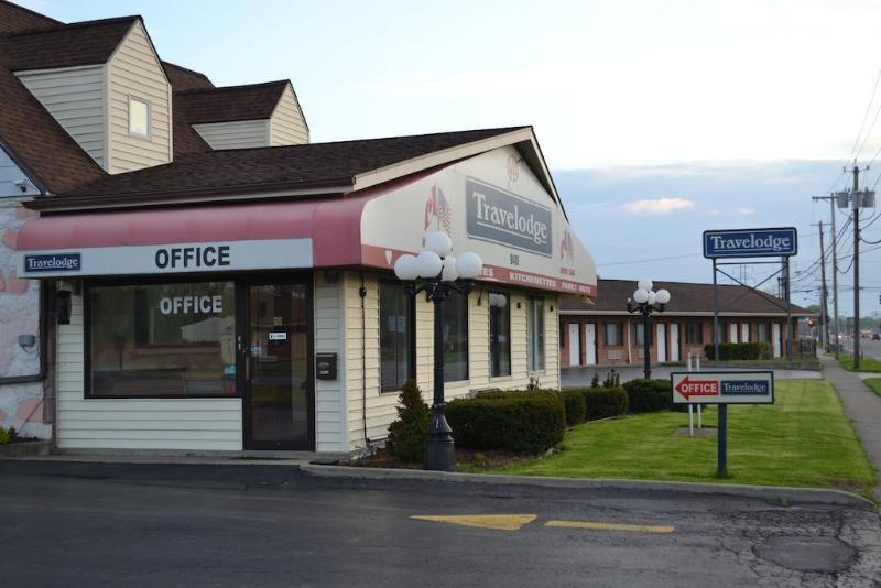 Travelodge By Wyndham Niagara Falls - New York Ngoại thất bức ảnh